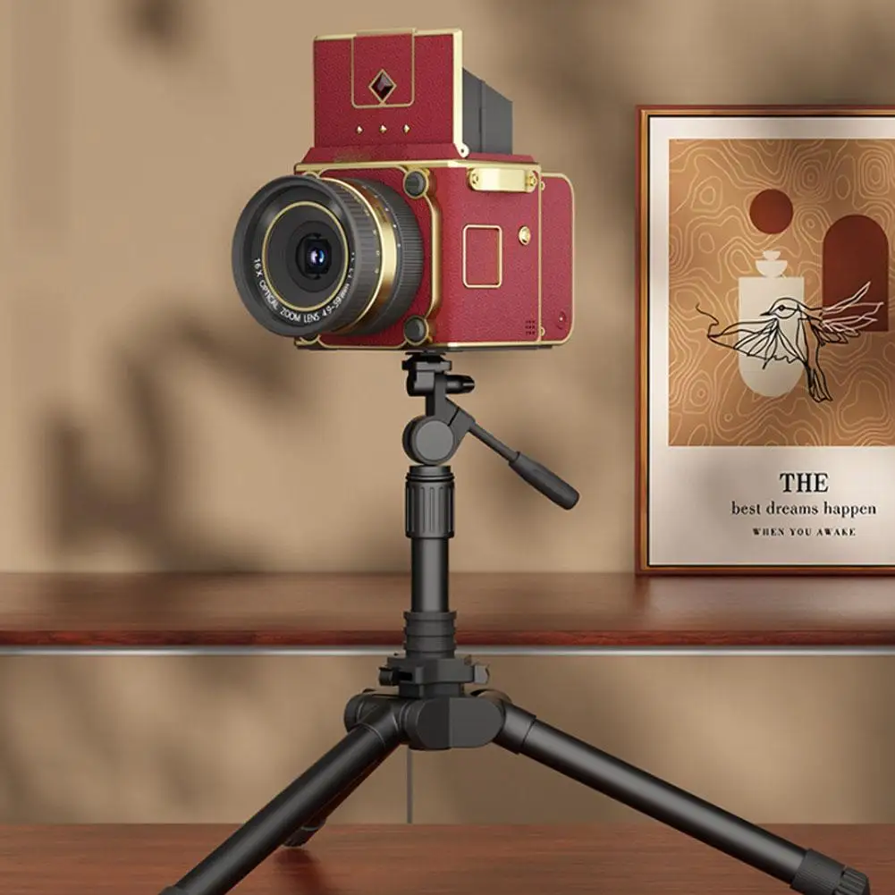 Retro CCD Digital Camera Portable Mini Camera Student Graduation Photo Zoom High-definition Digital Camera Travel Photography