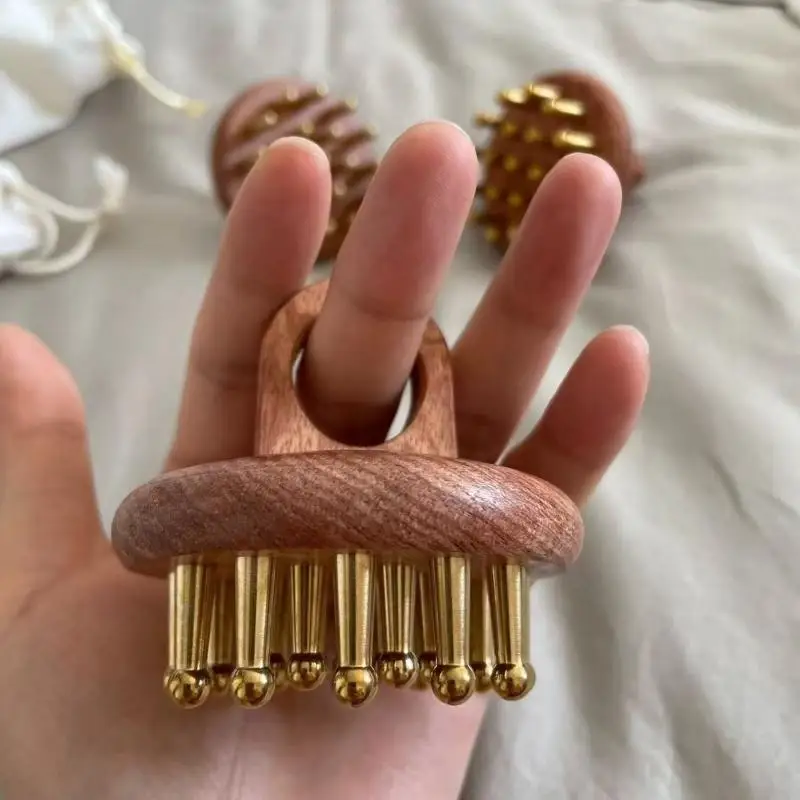1Pcs Meridians Massage Comb Copper Sandalwood Meridians Fine Tooth Comb Needling Guasha Scalp Massage Brush Relax Body Massager