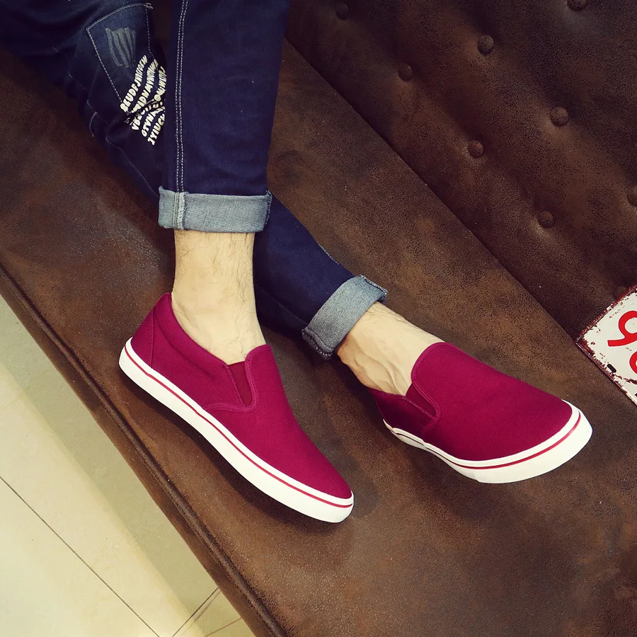 White Sneakers men casual shoes Slip On Canvas Shoes men Loafers Comfortable Vulcanized Shoes Mens Trainers Zapatos De Hombre White Sneakers men casual shoes Slip On Canvas Shoes men Loafers Comfortable Vulcanized Shoes Mens Trainers Zapatos De Hombre