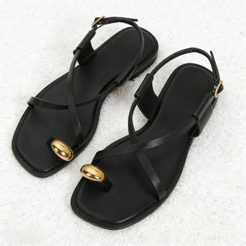 Metal Buckle Decoration Over Toe Flat Sandals Women Fashion Ankle Strap GLADIATOR Sandals Luxury Designer Summer Beach Slippers