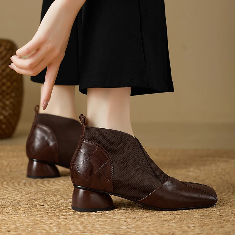 【JOCHEBED HU】Handmade Brand Genuine Leather Women Ankle Boots Mid Heels Square toe Autumn Winter Dress Party Lady 34-43 【JOCHEBED HU】Handmade Brand Genuine Leather Women Ankle Boots Mid Heels Square toe Autumn Winter Dress Party Lady 34-43