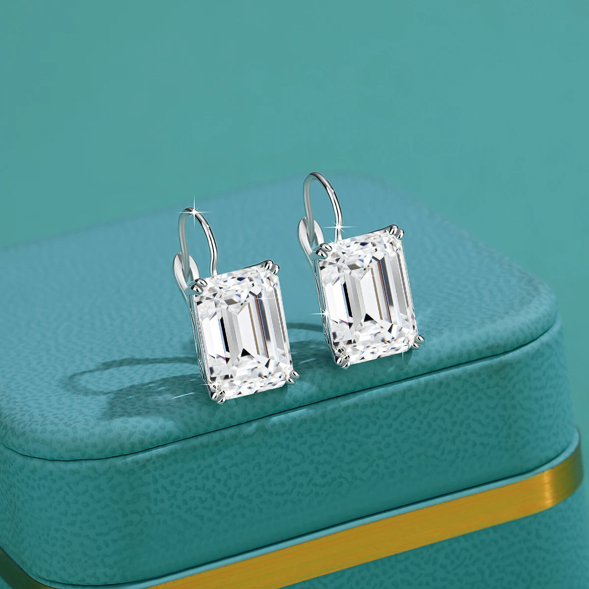 10CT Emerald Cut D VVS1 Moissanite Hoop Earring for Women s925 Sterling Sliver Plated 18K Gold Earrings Fine Jewelry 10CT Emerald Cut D VVS1 Moissanite Hoop Earring for Women s925 Sterling Sliver Plated 18K Gold Earrings Fine Jewelry