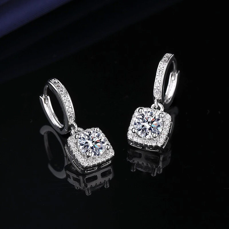 1.0CT Moissanite Small Hoop Earrings Lab Diamond Hoop Huggies Earrings Sterling Silver Cartilage Earrings for Women Girls Teens