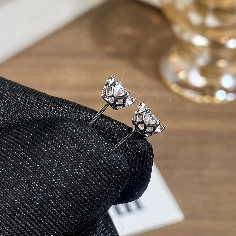 1.0CT Moissanite Small Hoop Earrings Lab Diamond Hoop Huggies Earrings Sterling Silver Cartilage Earrings for Women Girls Teens