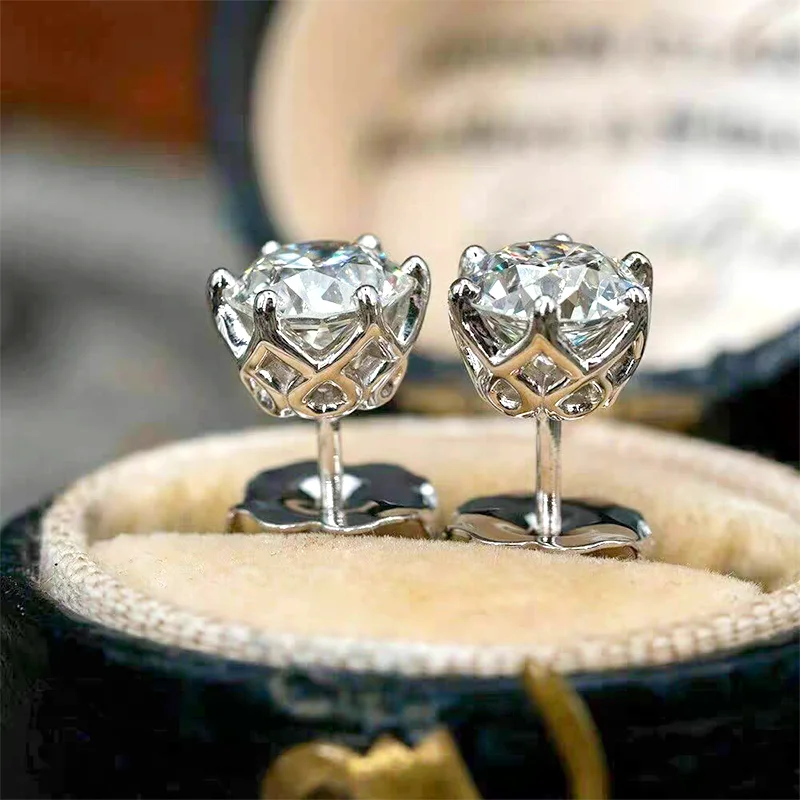 1.0CT Moissanite Small Hoop Earrings Lab Diamond Hoop Huggies Earrings Sterling Silver Cartilage Earrings for Women Girls Teens