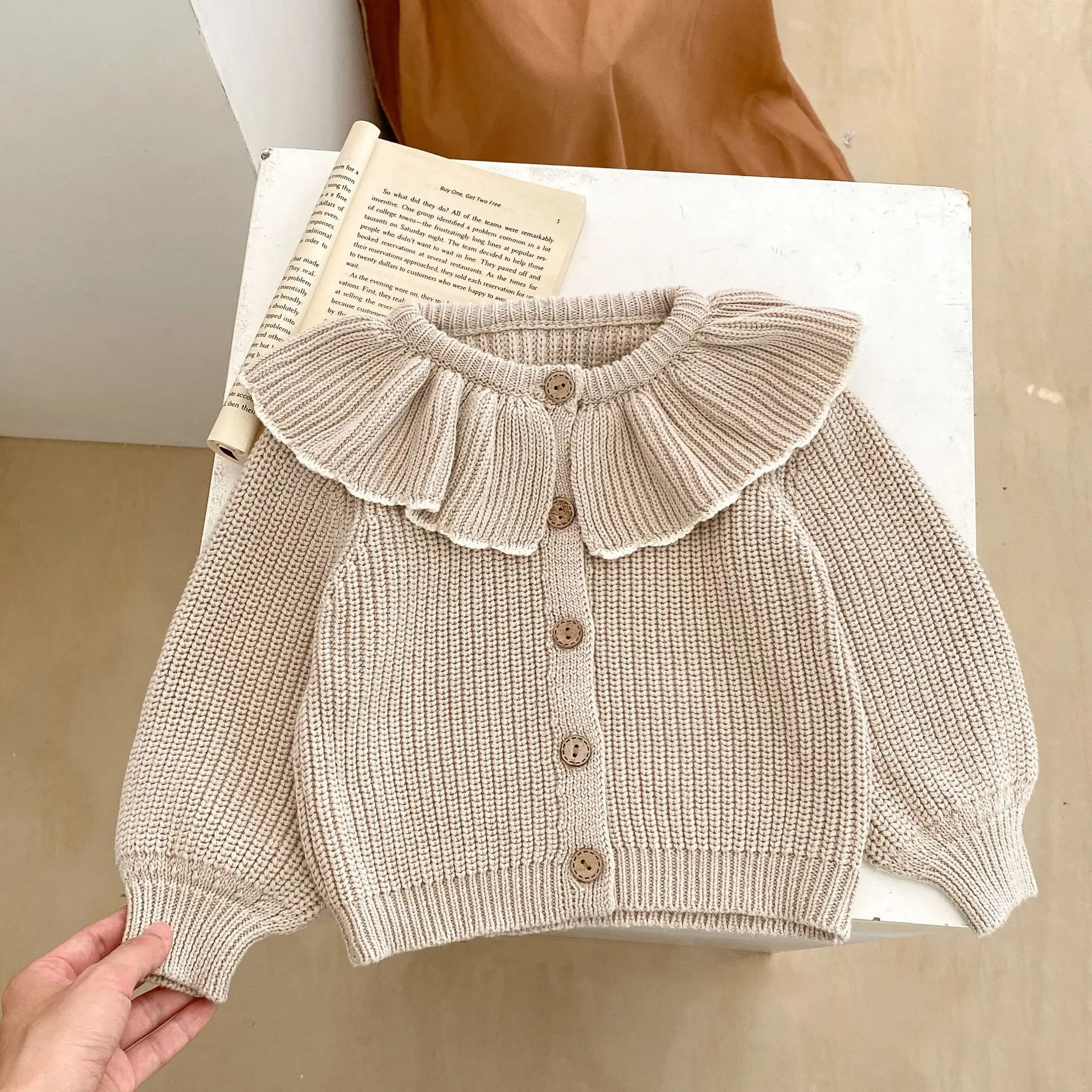 INS Primavera e Autunno Neonati 0-3 Anni Bambina Moda Colletto con Volant Cappotto Lavorato a Maglia Piccolo Cardigan Maglione Top