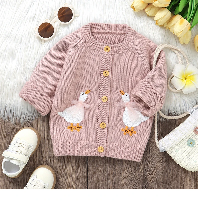 Maglione per bambini lavorato a maglia infantile ragazzo ragazza cardigan moda simpatico cartone animato oca neonato vestiti per bambini manica lunga autunno top capispalla Maglione per bambini lavorato a maglia infantile ragazzo ragazza cardigan moda simpatico cartone animato oca neonato vestiti per bambini manica lunga autunno top capispalla