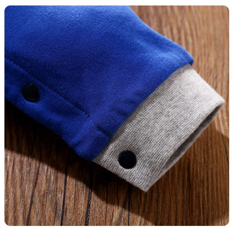 Body in cotone a maniche lunghe per bambini in stile mantello anime per neonato, pagliaccetto carino per bambini e ragazze Body in cotone a maniche lunghe per bambini in stile mantello anime per neonato, pagliaccetto carino per bambini e ragazze