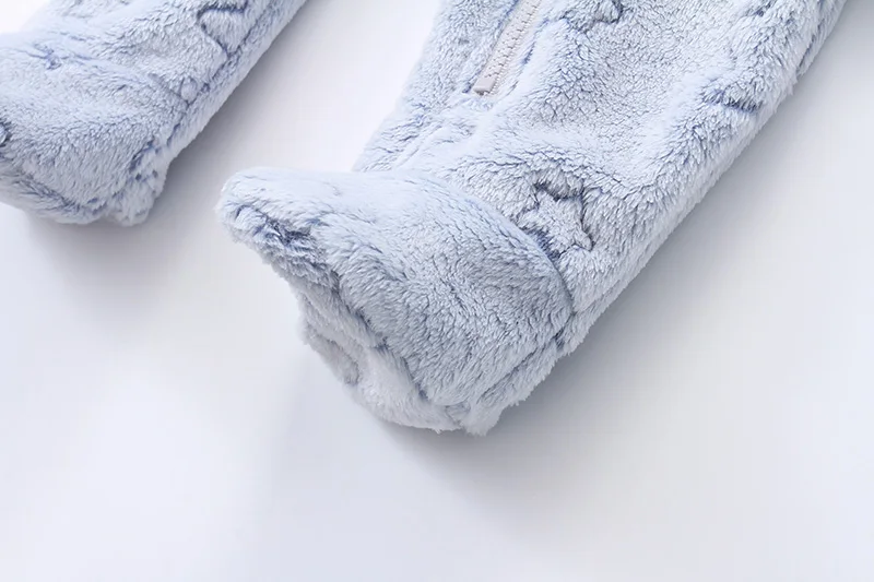 Morbidi vestiti per neonati Flanella Autunno Inverno Neonati maschi Ragazze Tuta Cartoon Neonato Tuta Pagliaccetti caldi per neonati 0-12M