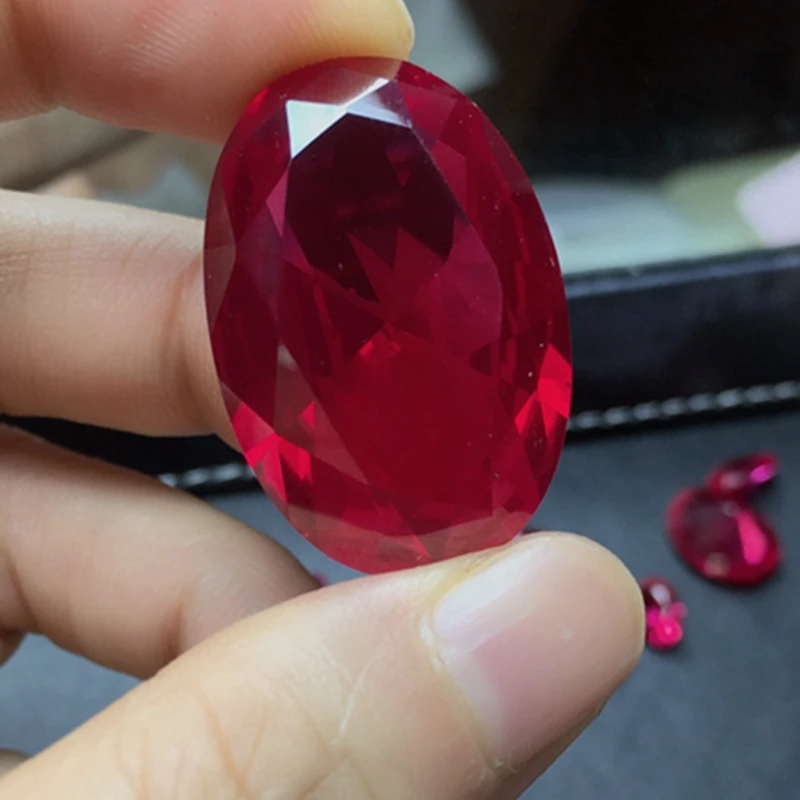 Squisito rubino rosso naturale 13x18mm Sri-Lanka Granato Rubino Taglio ovale VVS Pietra preziosa sciolta per la creazione di gioielli fai da te