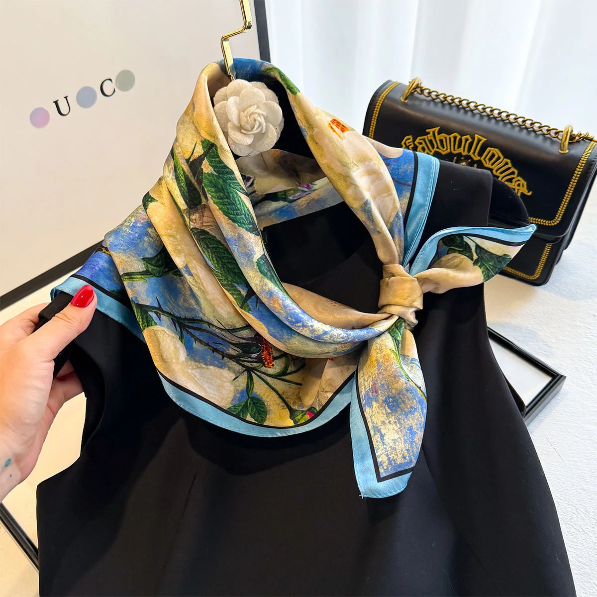 Sciarpa di seta naturale al 100% da donna Foulard Scialle femminile avvolgente elegante fazzoletto da collo quadrato di alta qualità per sciarpe Bandana Hijab da donna