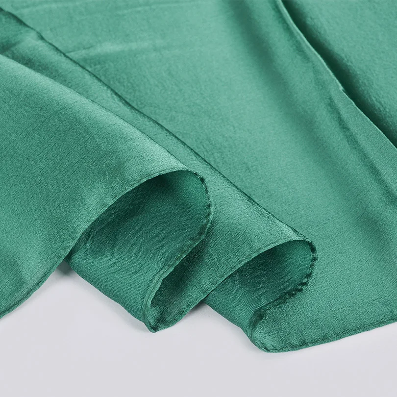 [BYSIFA] Sciarpa di seta cinese Inverno Donna Sciarpa lunga in raso Scialle di lusso Vino rosso Sciarpe Semplice musulmano Sciarpa semplice 180 * 90 cm