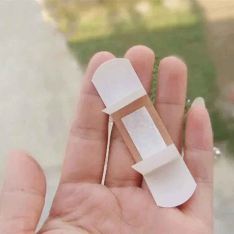 50-500 Pezzi Cerotti Adesivi Impermeabili Traspiranti con Cuscinetto, Cerotto Adesivo per Emostasi delle Ferite, Benda di Pronto Soccorso 50-500 Pezzi Cerotti Adesivi Impermeabili Traspiranti con Cuscinetto, Cerotto Adesivo per Emostasi delle Ferite, Benda di Pronto Soccorso